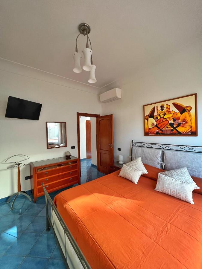 Augusto Capri Apartment Luaran gambar