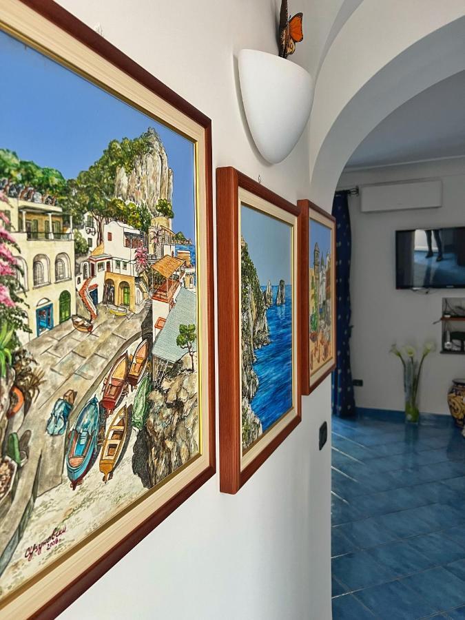 Augusto Capri Apartment Luaran gambar