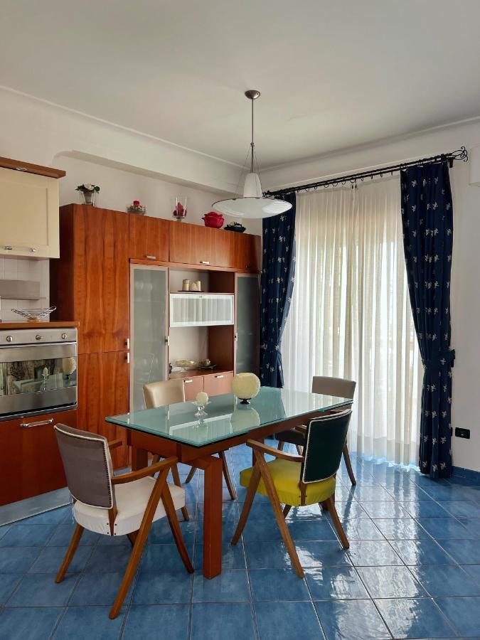 Augusto Capri Apartment Luaran gambar
